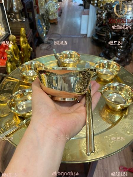 Mâm bát đũa Đại Bái bằng đồng