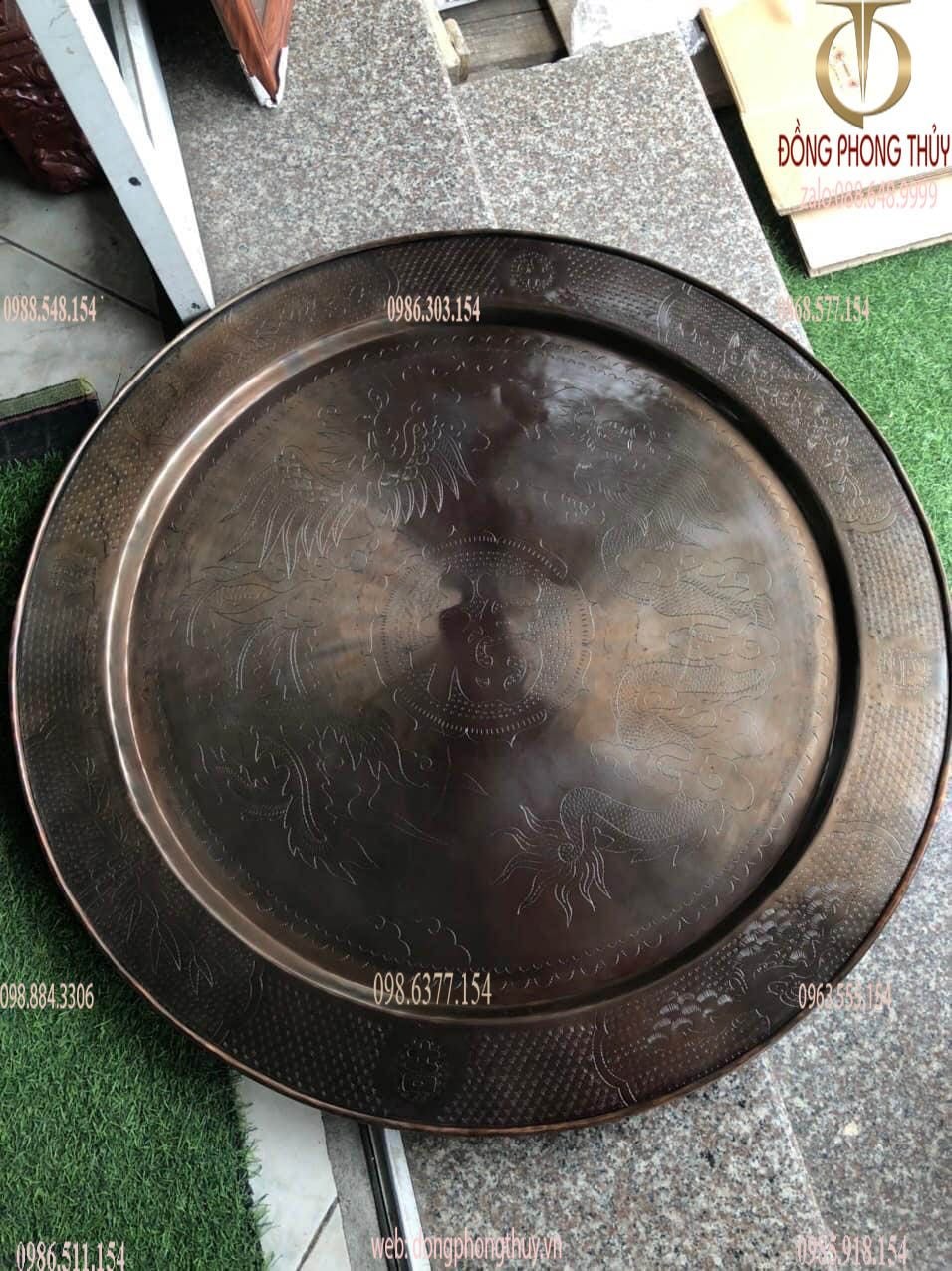 Mâm đồng 60cm màu hun