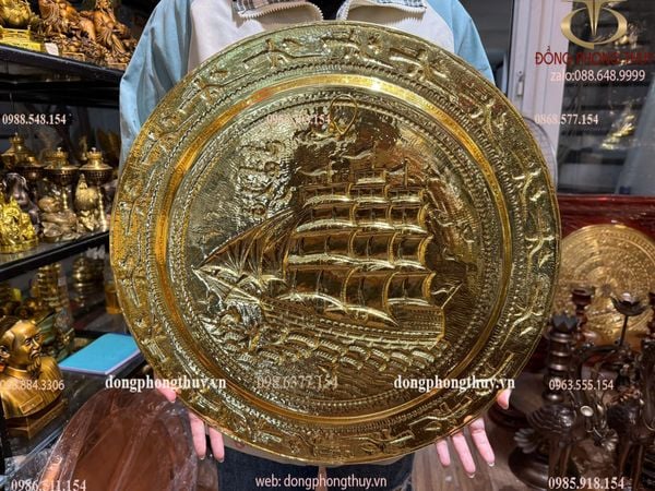 Tranh mâm thuận buồm xuôi gió dát vàng đường kính 52cm