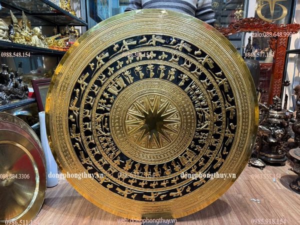 Mặt trống đồng thúc 1m08 bằng đồng nặng 9kg dát vàng 24k