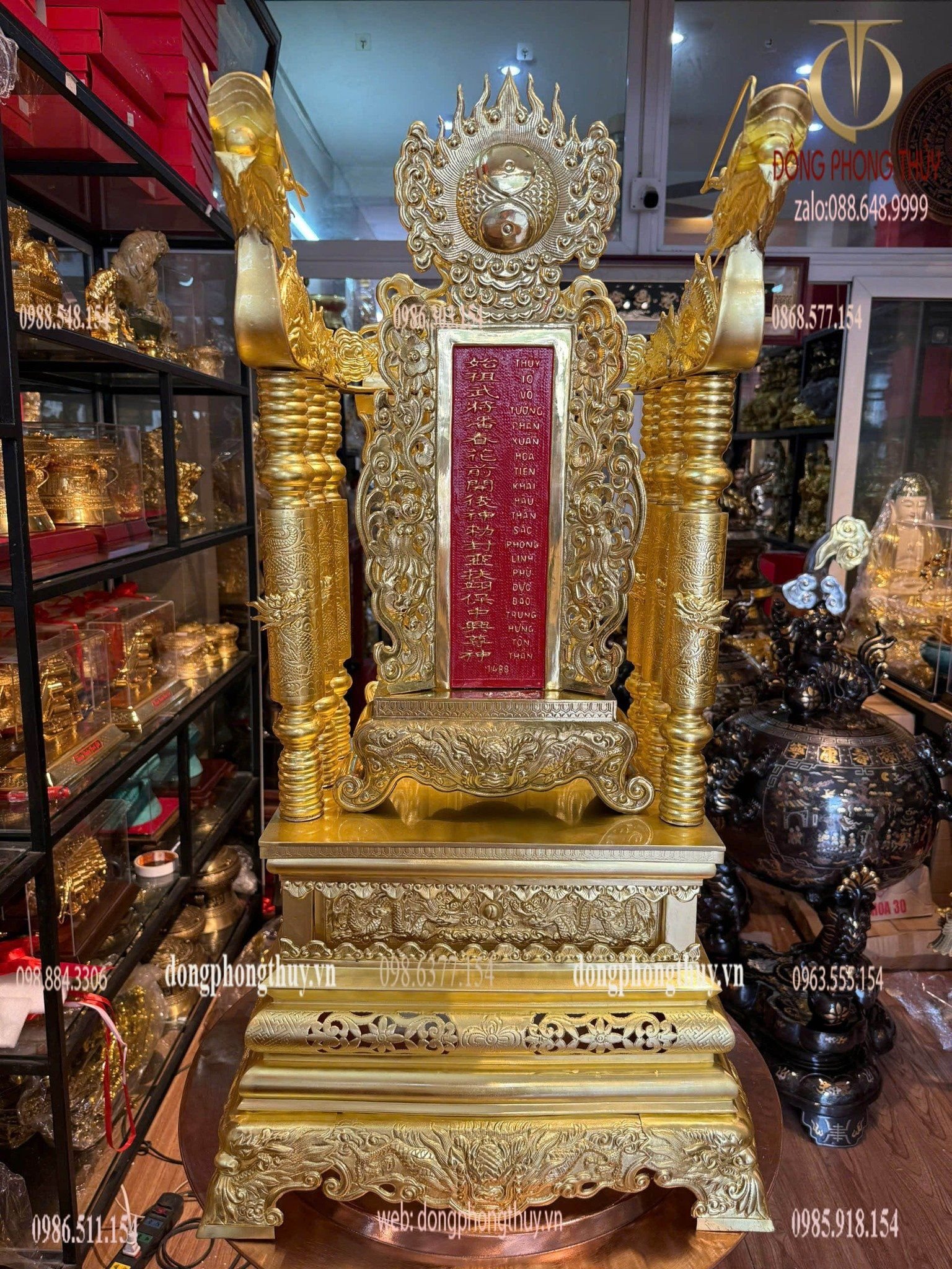 Ngai thờ + bài vị thờ bằng đồng