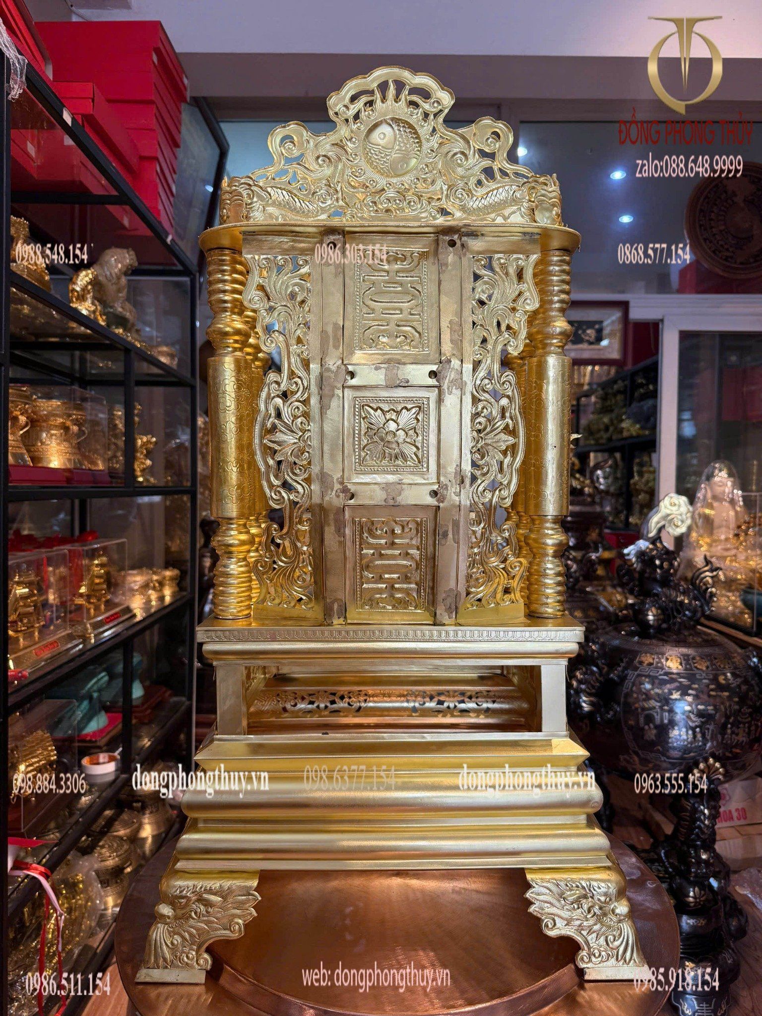 Ngai thờ + bài vị thờ bằng đồng