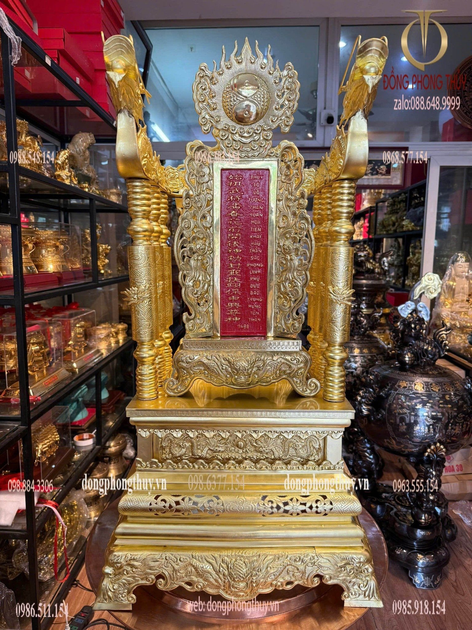 Ngai thờ + bài vị thờ bằng đồng