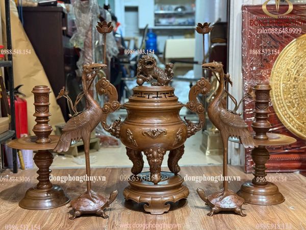 Bộ đỉnh đồng thờ Ngũ sự dơi cao 60cm nặng 33kg màu cổ
