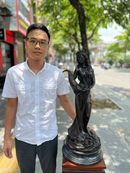 Tượng nữ thần may mắn bằng đồng cao 78 ngang 30 nặng 27kg