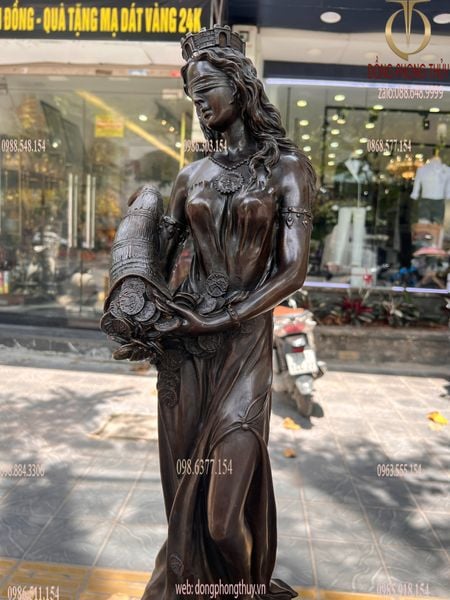 Tượng nữ thần may mắn bằng đồng cao 78 ngang 30 nặng 27kg