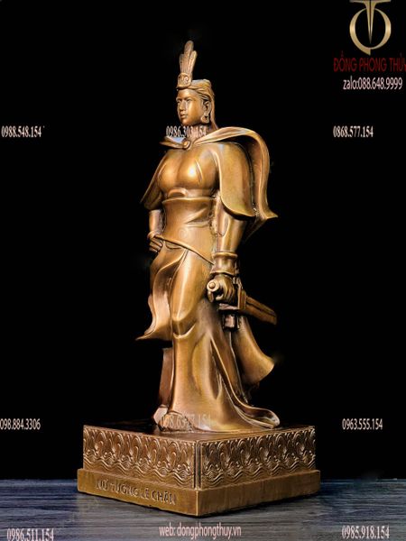 Tượng nữ tướng Lê Chân