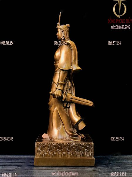 Tượng nữ tướng Lê Chân