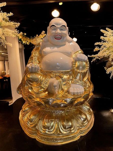 Tượng phật Di Lặc tọa đài sen dát vàng vẽ màu cao 50, nặng 24,5kg