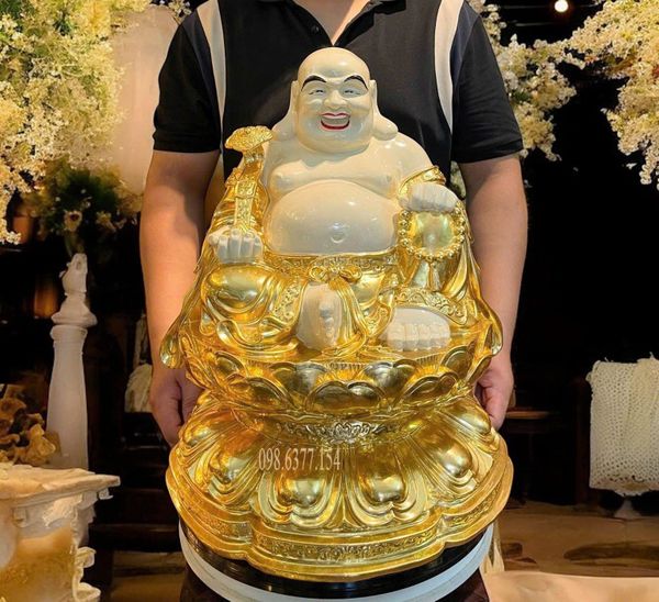 Tượng phật Di Lặc tọa đài sen dát vàng vẽ màu cao 50, nặng 24,5kg