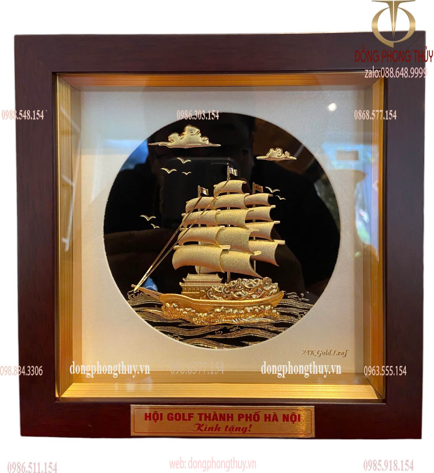 Quà tặng doanh nghiệp: Mô hình thuyền buồm để bàn