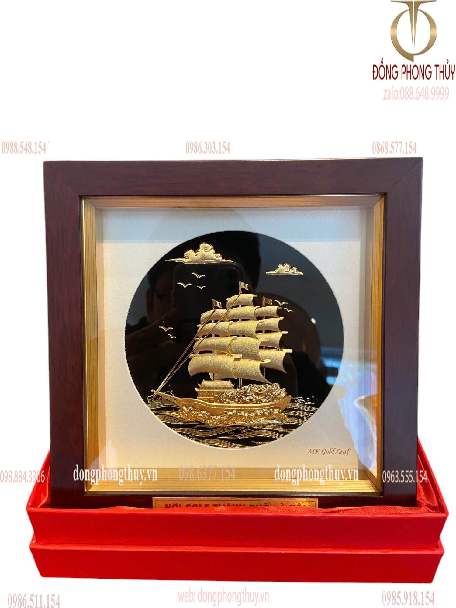 Quà tặng doanh nghiệp: Mô hình thuyền buồm để bàn