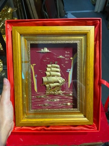 Tranh thuyền buồm mạ vàng 24k Cao 25 ngang 20