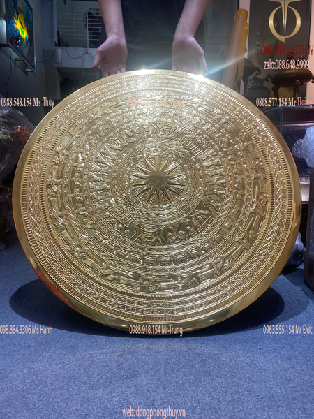 Quà tặng: mặt trống đồng Đông Sơn bằng đồng đỏ dát vàng 24k 80cm nặng 21kg