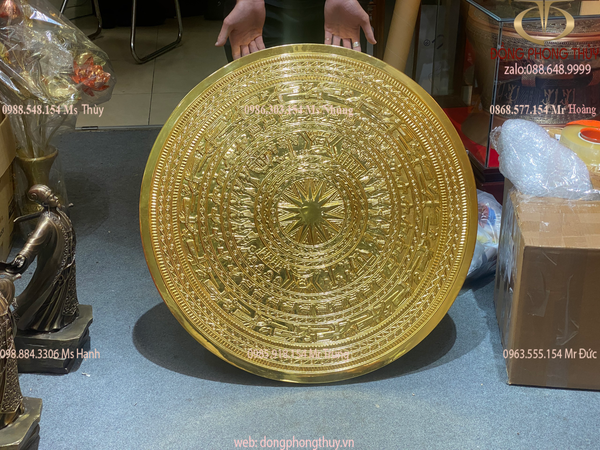 Quà tặng: mặt trống đồng Đông Sơn bằng đồng đỏ dát vàng 24k 80cm nặng 21kg