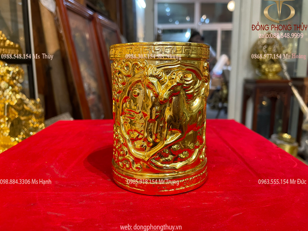 Quà tặng sếp : Ống đựng bút bằng đồng dát vàng 24k