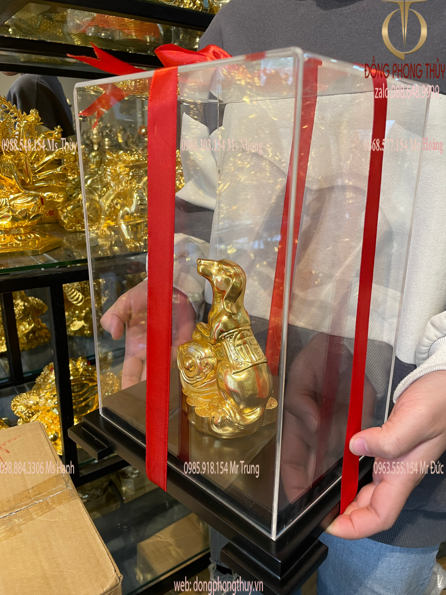 Quà tặng sếp: Tượng chó phong thủy bằng đồng dát vàng 24k