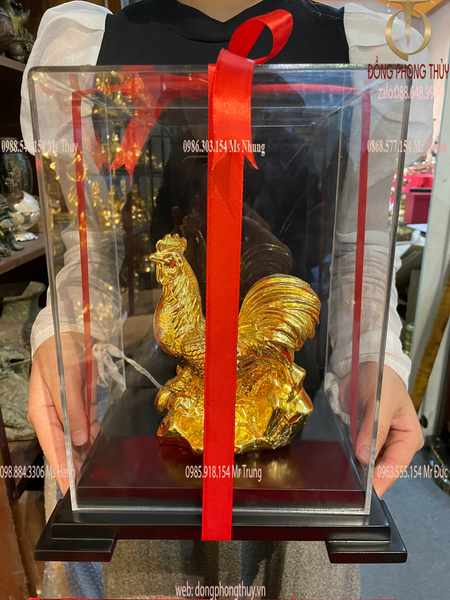 Quà tặng mạ vàng : Tượng gà phong thủy bằng đồng dát vàng 24k