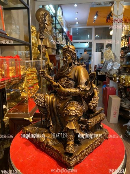 Quan thánh đế quân - Quan công ngồi đọc sách Cao 30 đến đầu 40cm đến đao ngang 22 sâu 18cm nặng 7.6kg