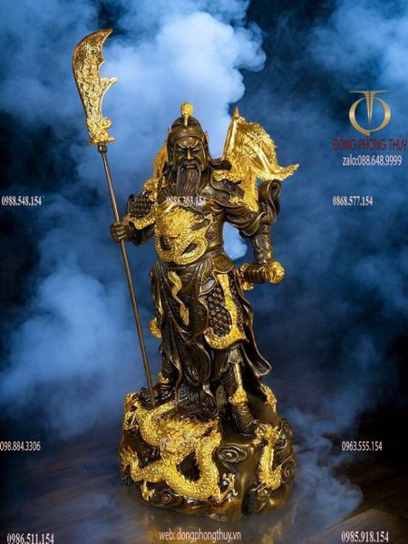 Quan công dát vàng