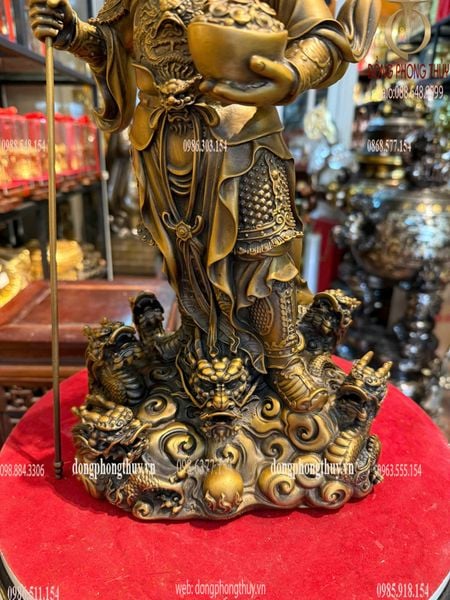 Tượng Quan Công ngũ cờ bằng đồng Cao 40 ngang 23 sâu 15 nặng 9,6kg