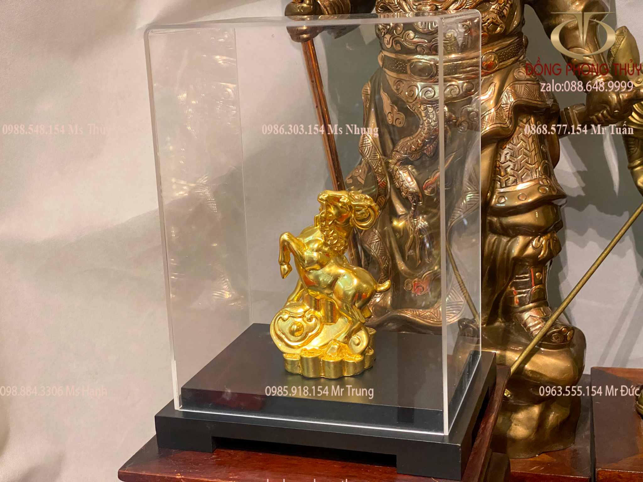 Quà tặng sếp: tượng dê phong thủy như ý dát vàng 24k bằng đồng