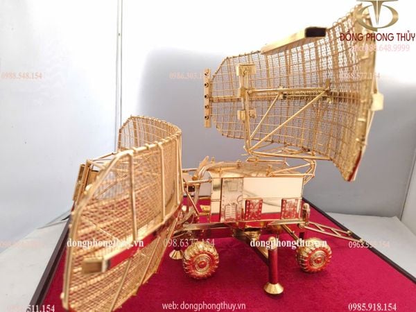 Mô hình đài radar P-35/37 