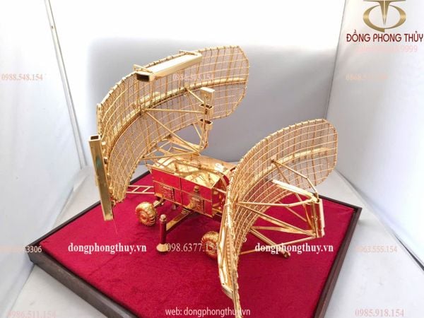 Mô hình đài radar P-35/37 