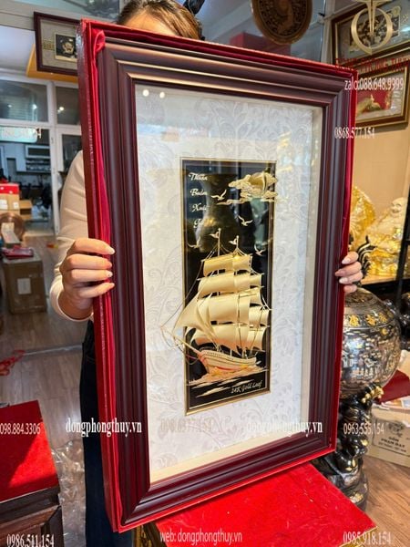Tranh thuyền buồm mạ vàng 24k - tranh thuận buồm xuôi gió 40x65cm