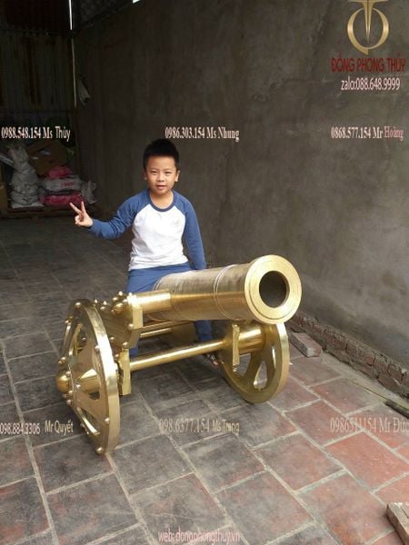 Đại pháo Súng thần công cỡ to nặng 200kg
