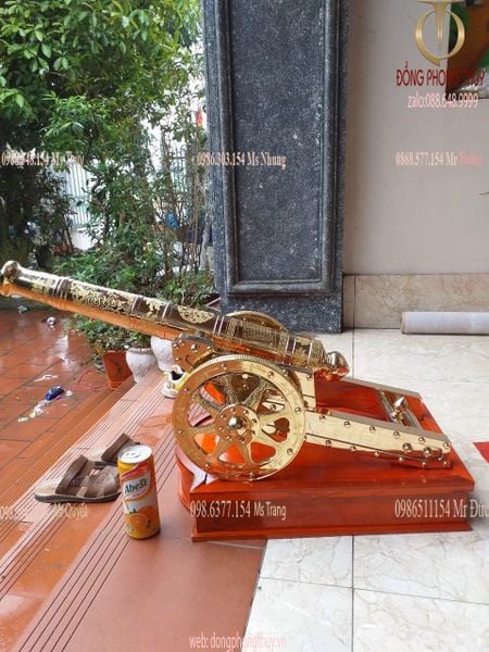 Đại pháo Súng thần công cỡ to nặng 200kg