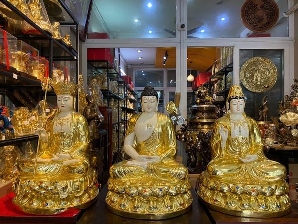 Tượng ta bà tam thánh bằng đồng dát vàng vẽ màu đính đá cao cấp