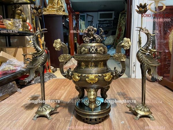 Tam sự hạc đồng cát tút hoa sòi dát điểm vàng cao 60cm