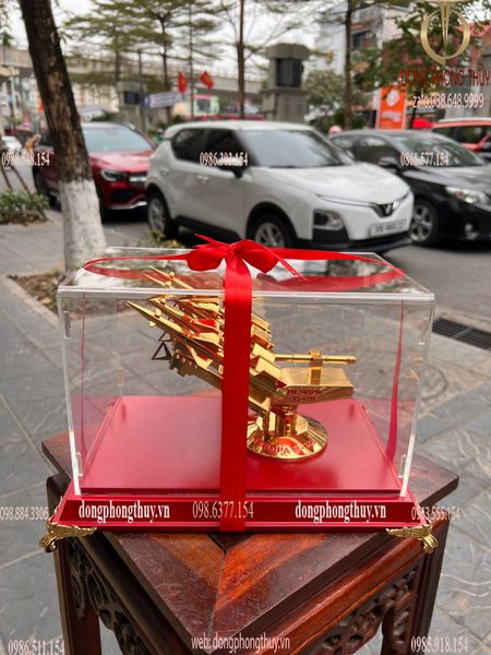Mô hình tên lửa bằng đồng mạ vàng 24k dài 32 rộng 22 cao 21cm