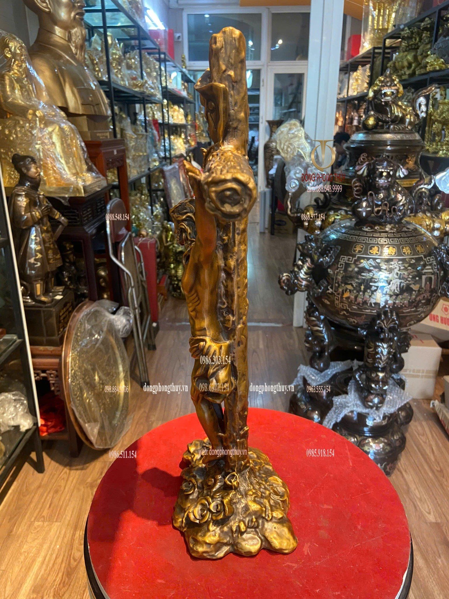 Thánh giá bằng đồng