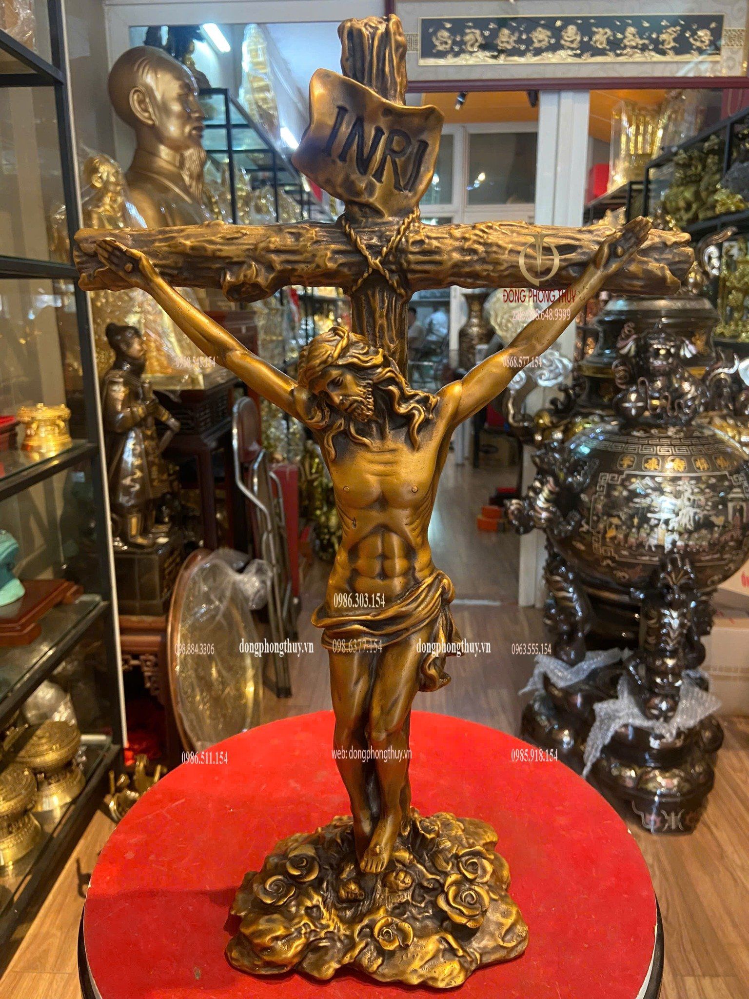 Thánh giá bằng đồng