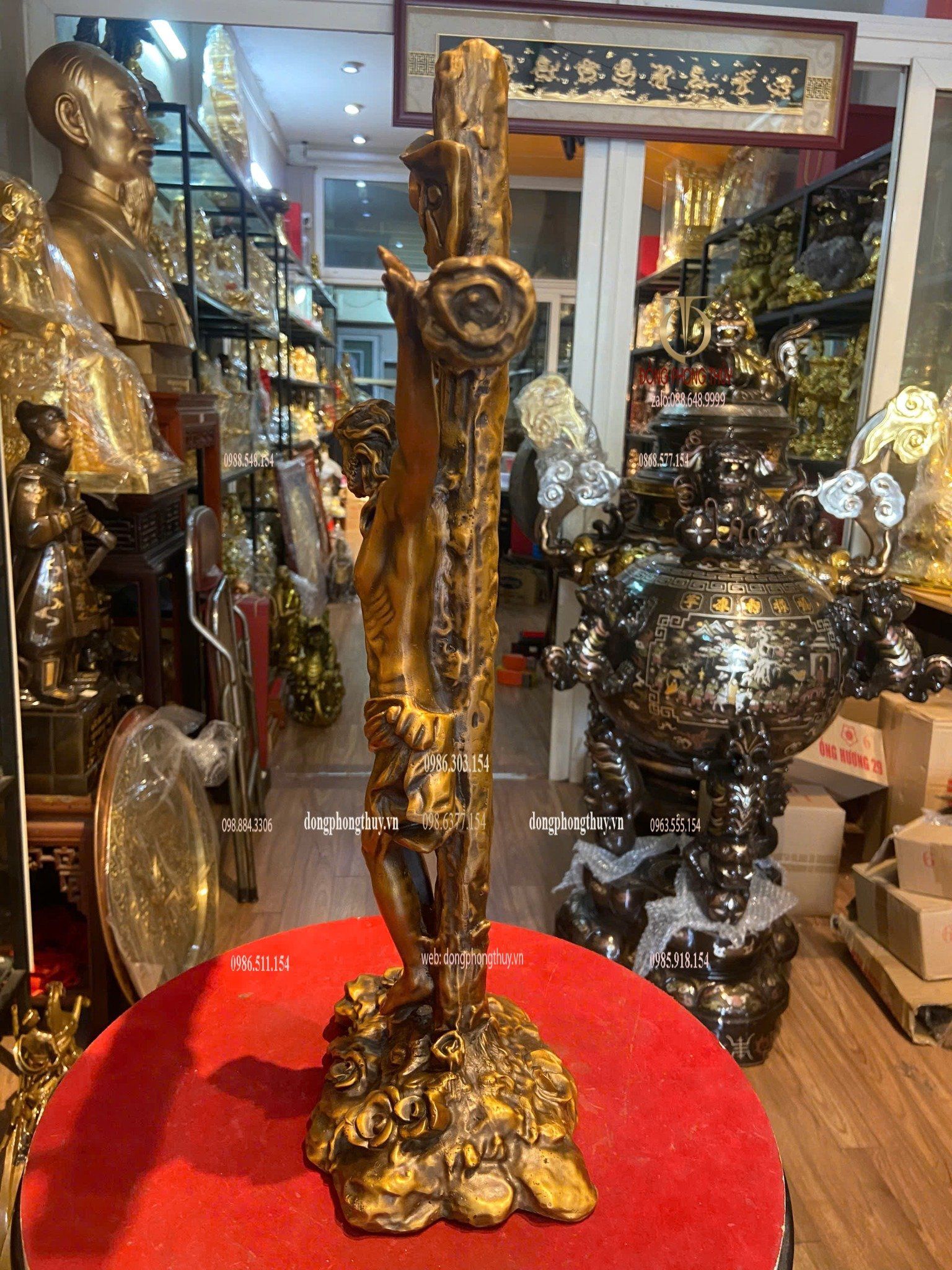 Thánh giá bằng đồng