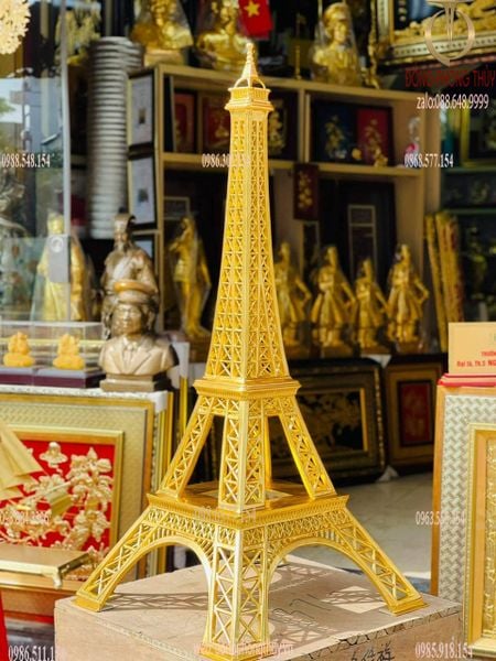 Tháp eiffel bằng đồng