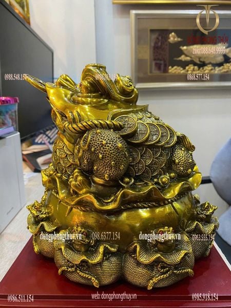 Thiềm thừ bằng đồng -cóc ba chân