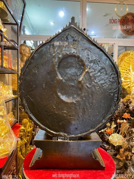 Tượng Chuẩn Đề bằng đồng màu hun nâu giả cổ cao 51cm