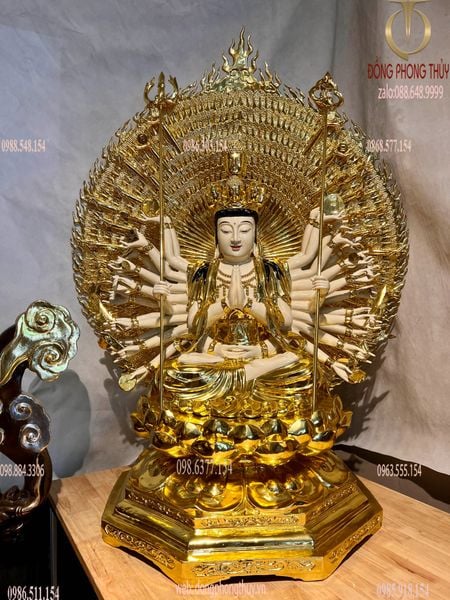 Thiên thủ thiên nhãn 1m3 bằng đồng dát vàng vẽ màu da