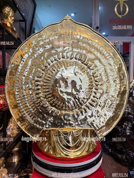 Thiên thủ thiên nhãn 62cm nặng 28kg dát vàng vẽ màu