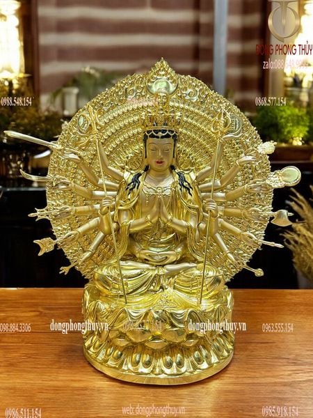 Tượng Thiên Thủ Thiên Nhãn bằng đồng dát vàng Cao 62cm ngang 50cm sâu 32cm nặng 28kg
