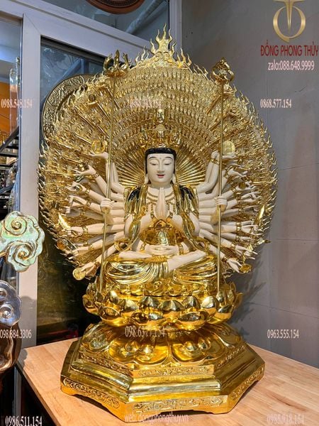 Thiên thủ thiên nhãn 1m3 bằng đồng dát vàng vẽ màu da