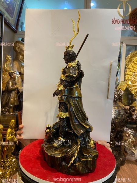 Tề thiên đại thành bằng đồng dát điểm vàng