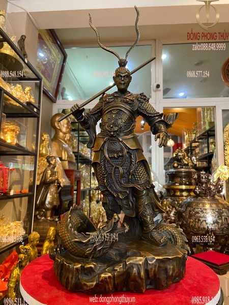 Tề thiên đại thành bằng đồng màu hun nâu