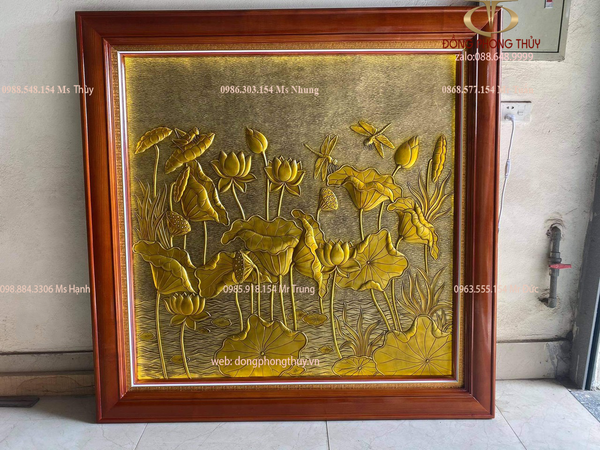 Tranh hoa sen bằng đồng kích thước 1m3 * 1m3