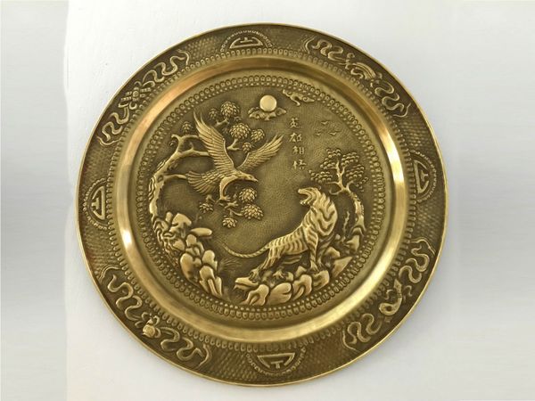 Tranh anh hùng tương ngộ Hổ và Đại Bàng