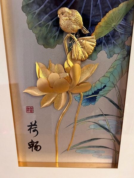 Tranh hoa sen mạ vàng 24k - Kim Liên Tước Vũ 40x65cm