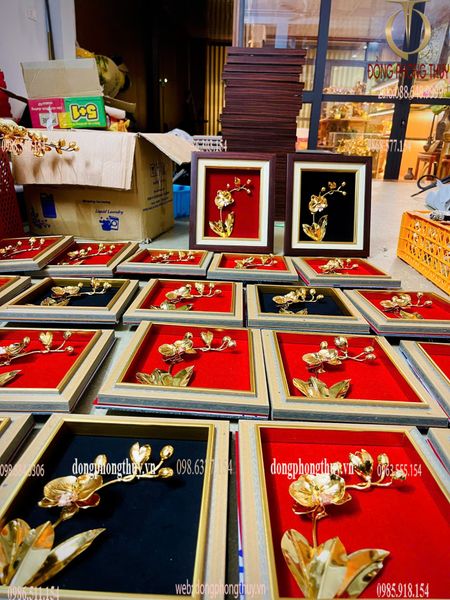 Tranh hoa lan mạ vàng 24k 24x28cm